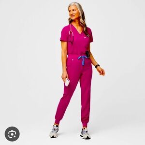 Raspberry Sorbet Set, Zamora jogger scrub pant and Casma three pocket scrub top